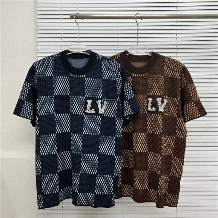 Picture of Louis Vuitton Sweaters _SKULVM-2XLcptx303646557